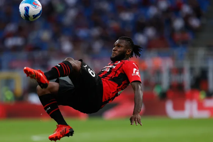  Franck Kessié with an acrobatic attempt / IPA/SIPA USA - via Sports Illustrated