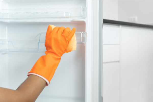 How do I keep my refrigerator clean?