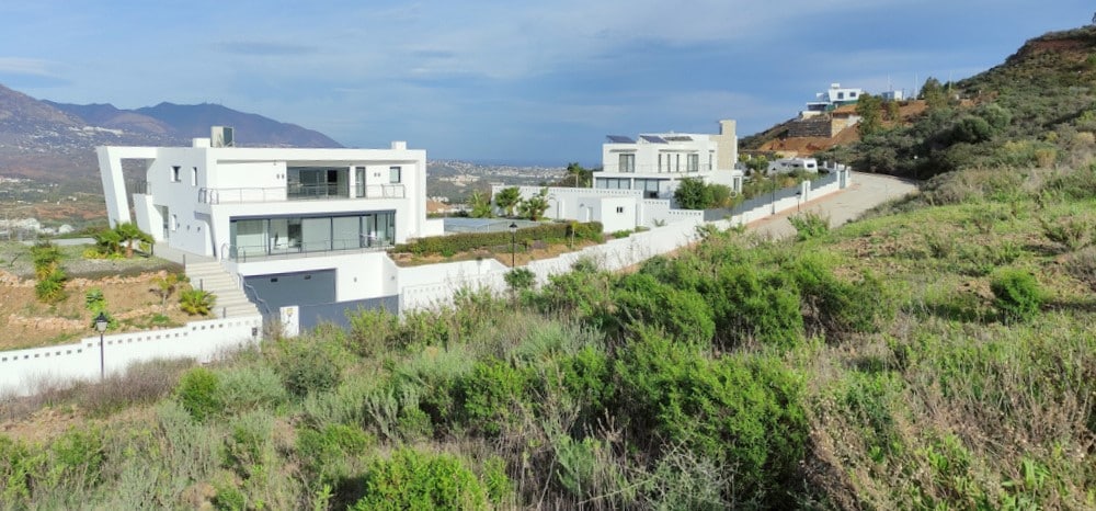 Plot with sea view in La Cala Golf