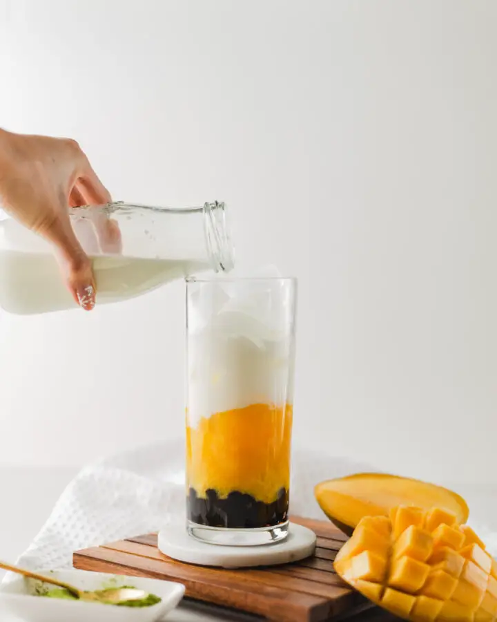 mango boba tea