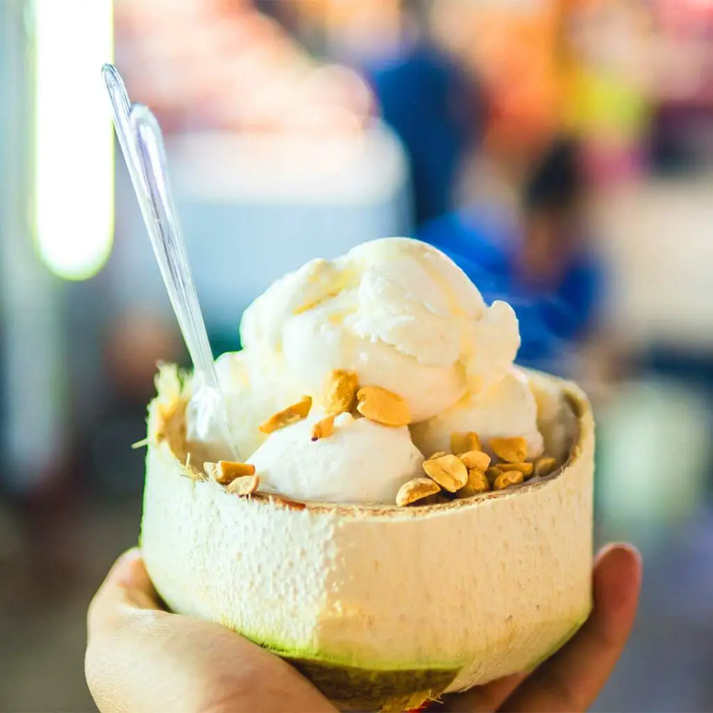 Thai coconut ice cream / Thai kokosglass