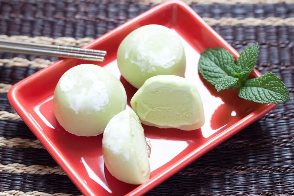 Dessert - mochi glass