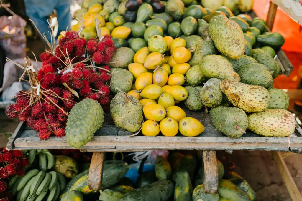 Soursop / Graviola - fruit/ frukt