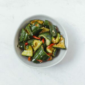 Kinesisk gurksallad - Bild av Polina Tankilevitch