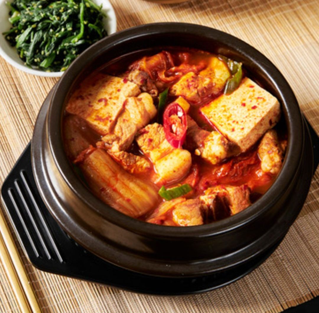 Koreansk Kimchi Jjigae Recept