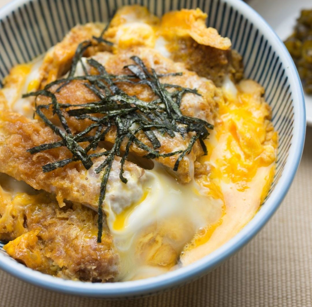 Chicken Katsudon (Japansk friterad kyckling i risskål)