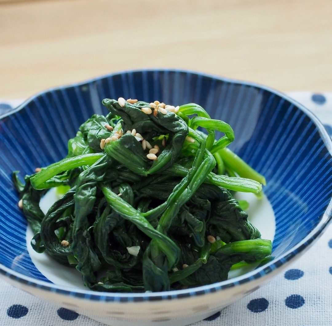 Sigeumchi-namul (Koreansk marinerad spenatsallad)