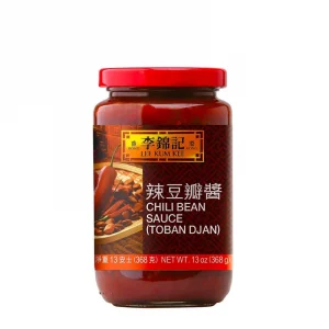 chilibonsas-toban-djan En burk med Doubanjiang, Kinesisk Chilibönsås, används i sichuansk matlagning perfekt i woken.