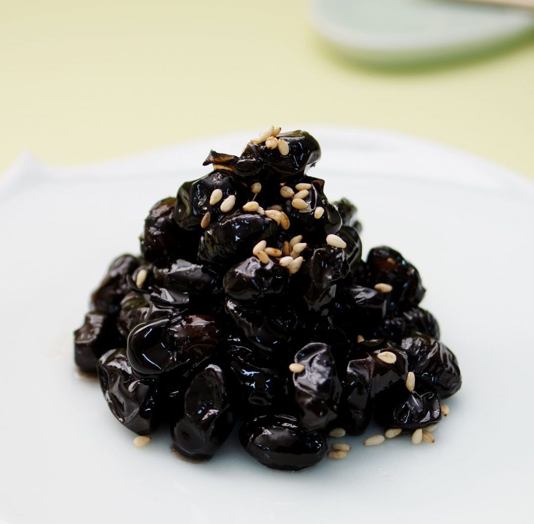 Kongjang (Koreansk kokta sojabönor)