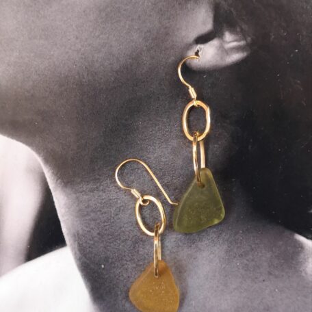 2 colored earrings