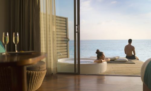 06-crf-premium-deluxe-spa-water-villa-06