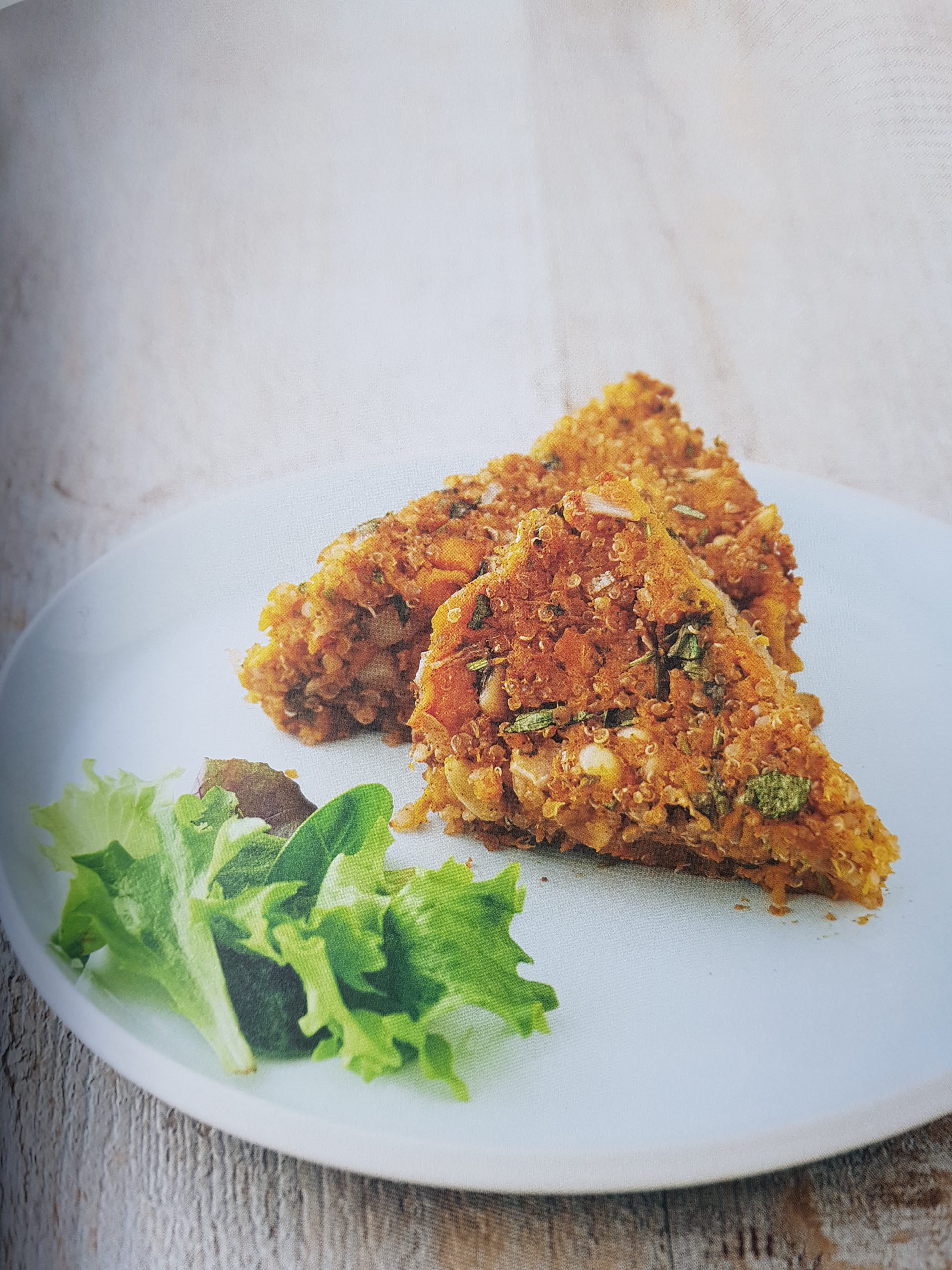 Vegan Kibbeh ovenschotel met zoete aardappel en quinoa