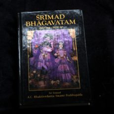 Sri Srimad  A.C. Bhaktivedanta Swami Prabhupada, Srimad Bhagavatam 2.1