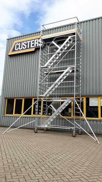 Custers Trappentoren Parallel