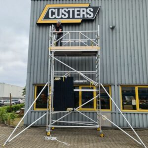 Custers Solar-lift + Alu rolsteiger huren