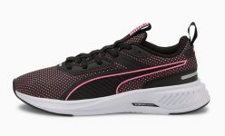 22.5€ les chaussures Puma scorch runner