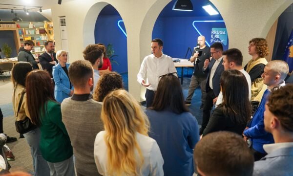 429749742_10160283209612759_9120837402296641994_n-600x360