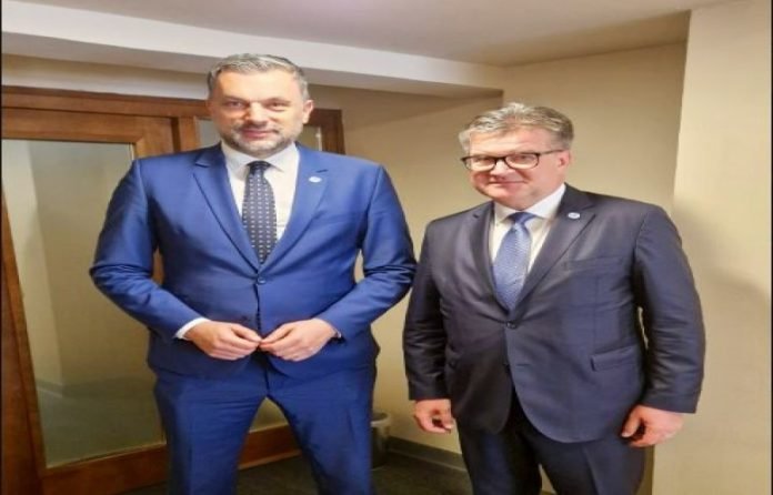 670039-ZEDurnEga7 (1)