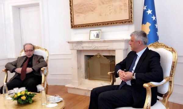 C8t-AILW0AAZsw4-600x360