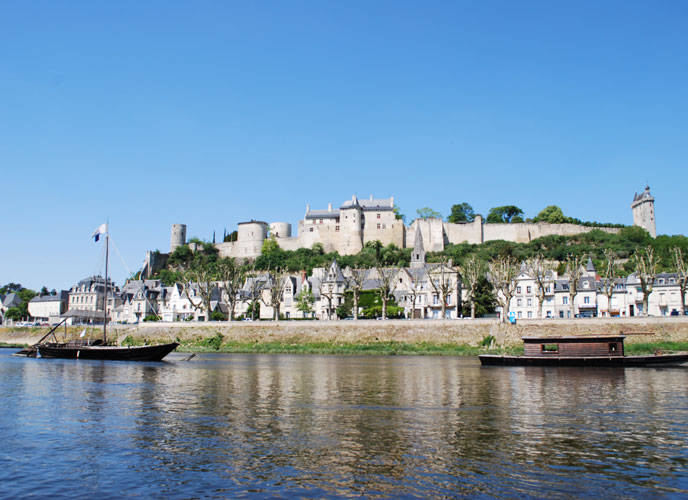 chinon 1