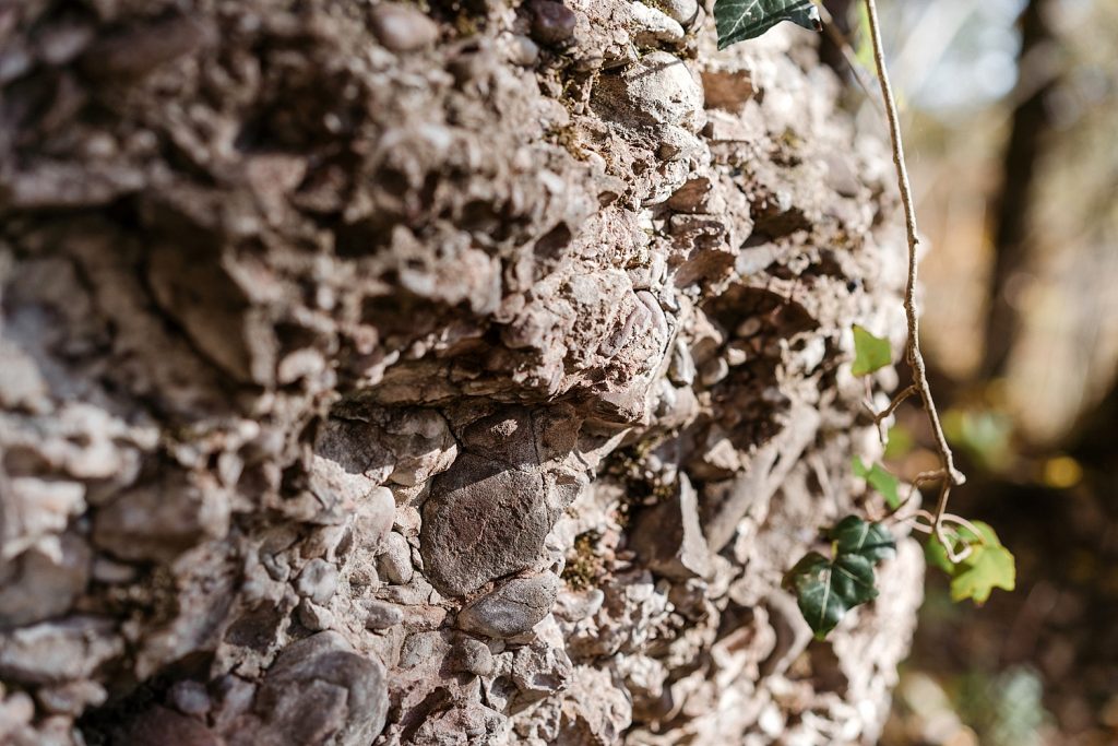 Malmedy totemus Ardennes Belgique Randonnée famille le poudingue