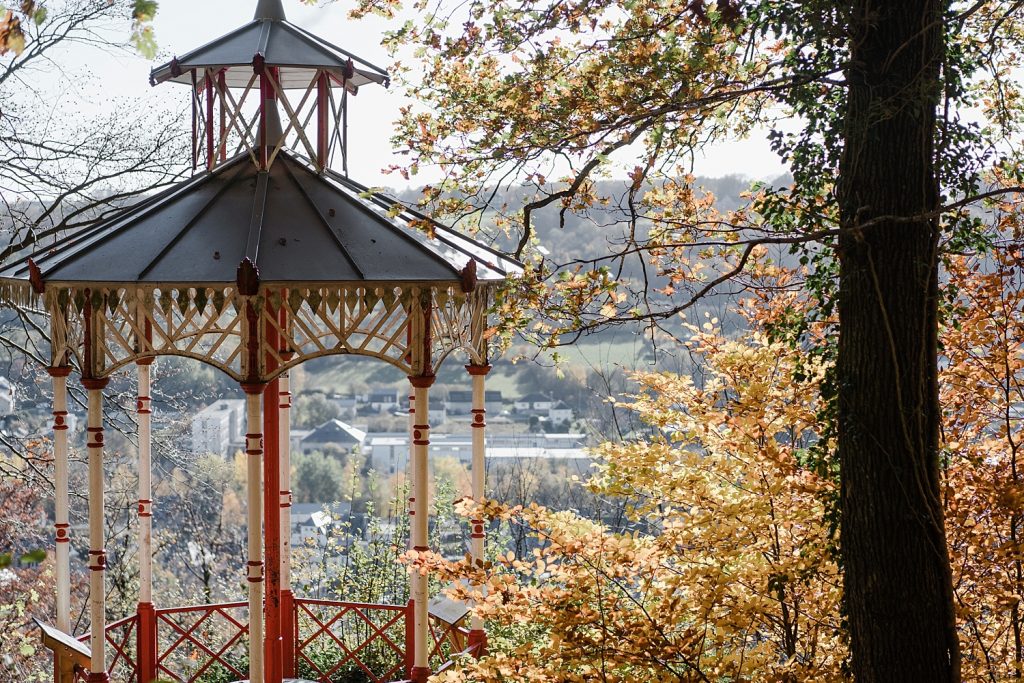 Malmedy totemus Ardennes Belgique Randonnée famille lu tournante roche