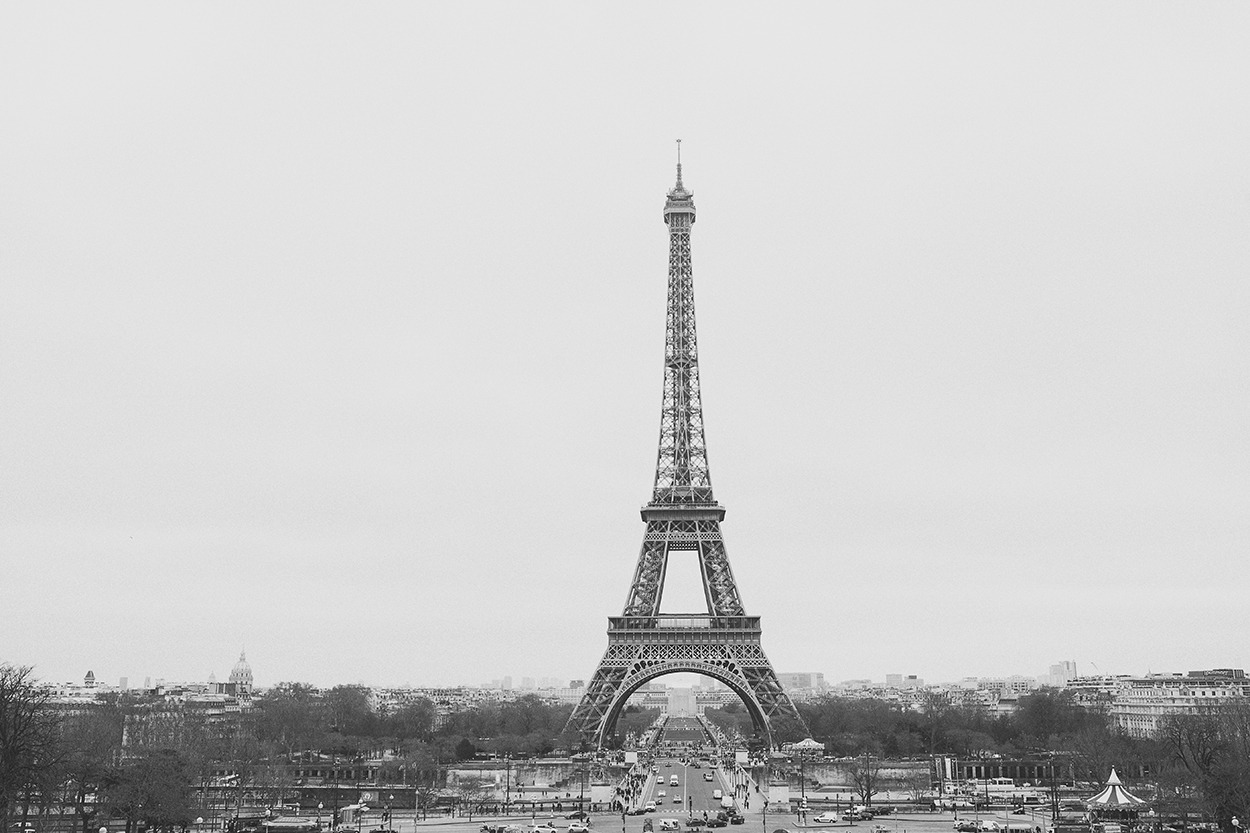 Séjour amoureux à Paris Hôtel la Lanterne Tour eiffel 
