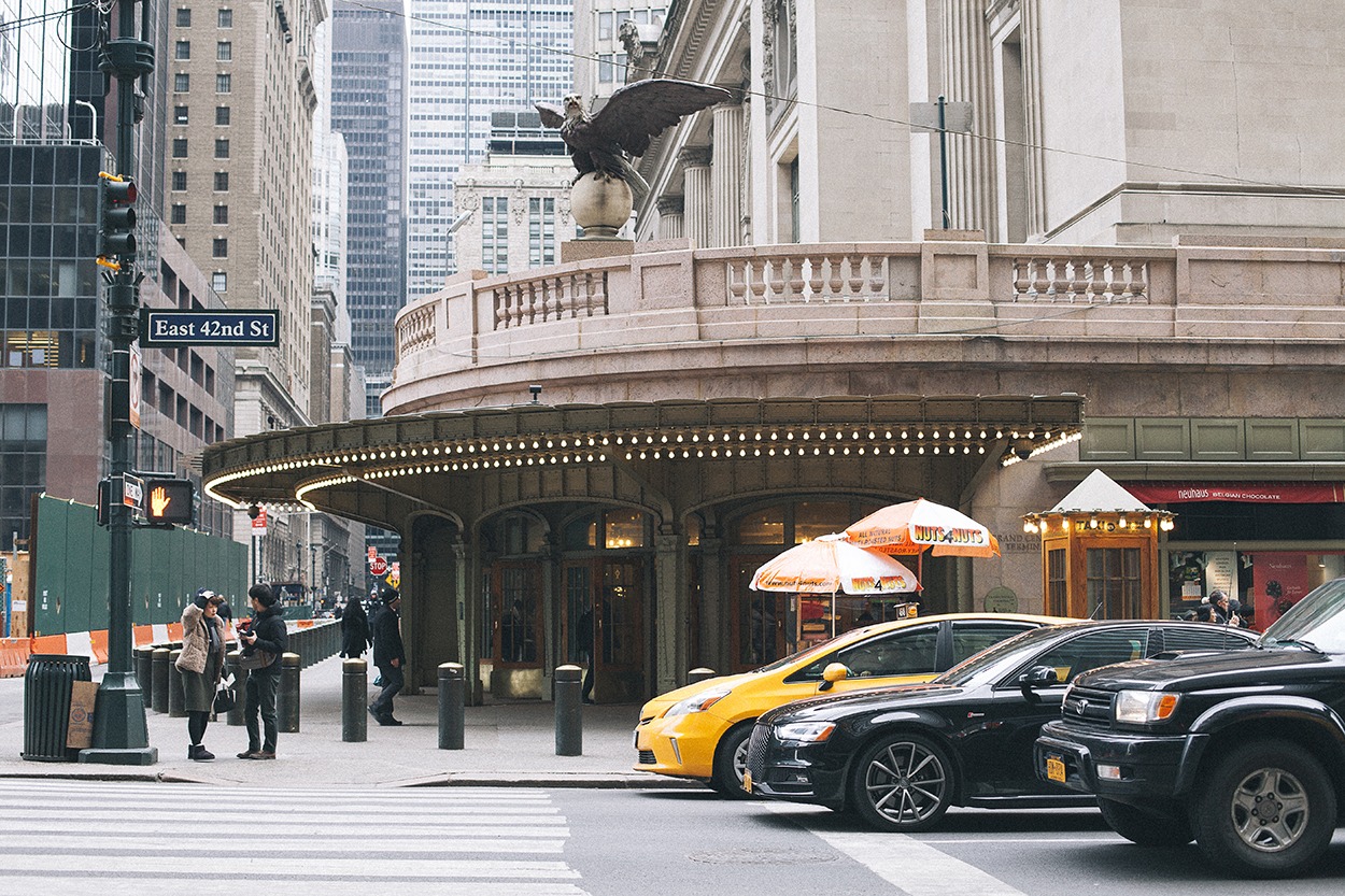 NYC midtown Manhattan  Grand Central station