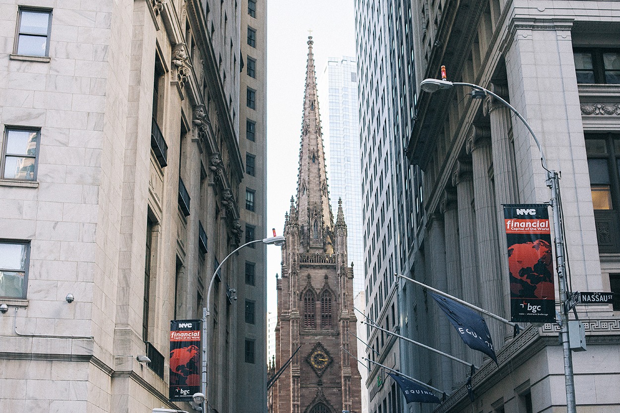 Financial district new york city trinity church manhattan