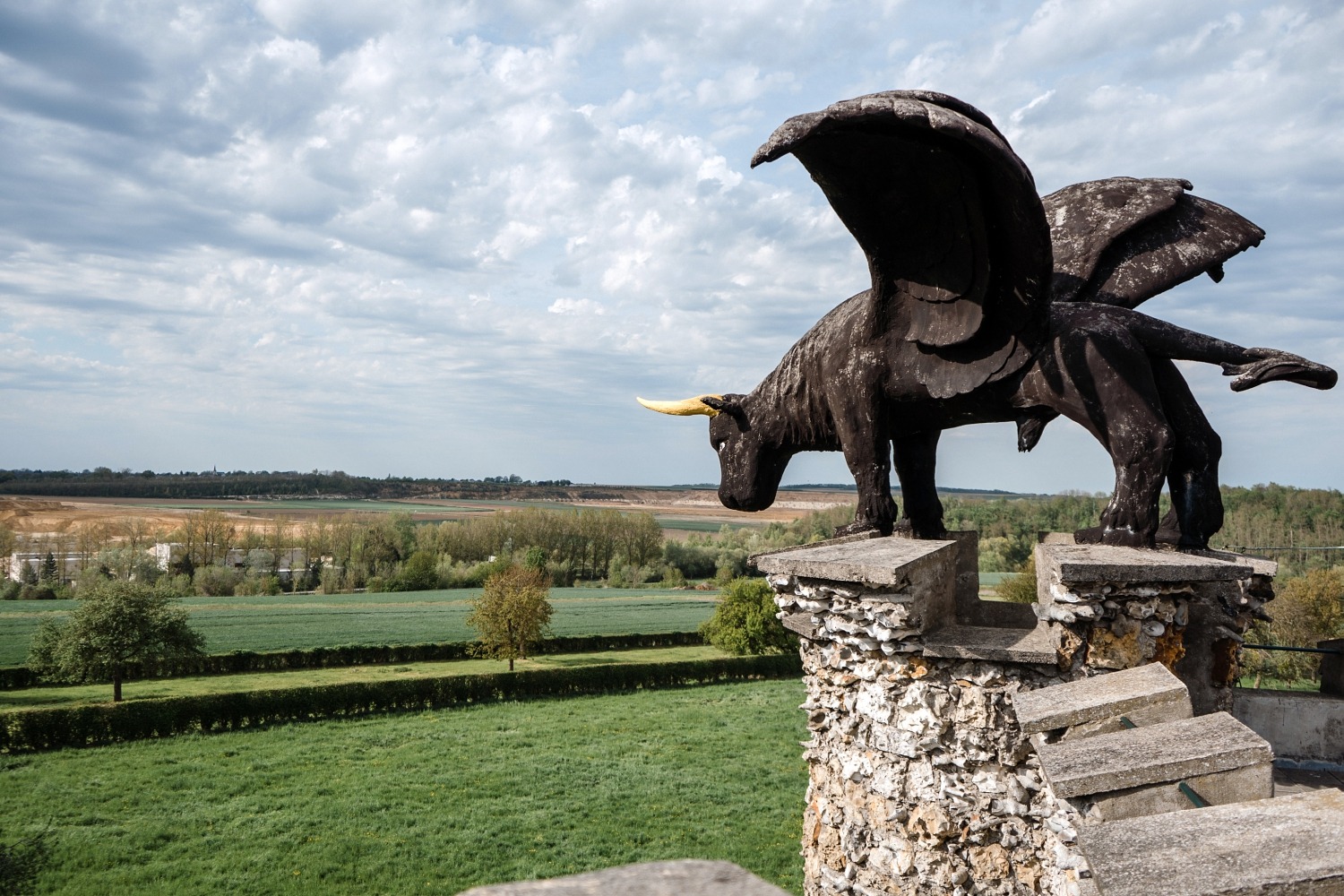 tour d'eben ezer vallée du geer insolite randonnée Belgique Province Liège