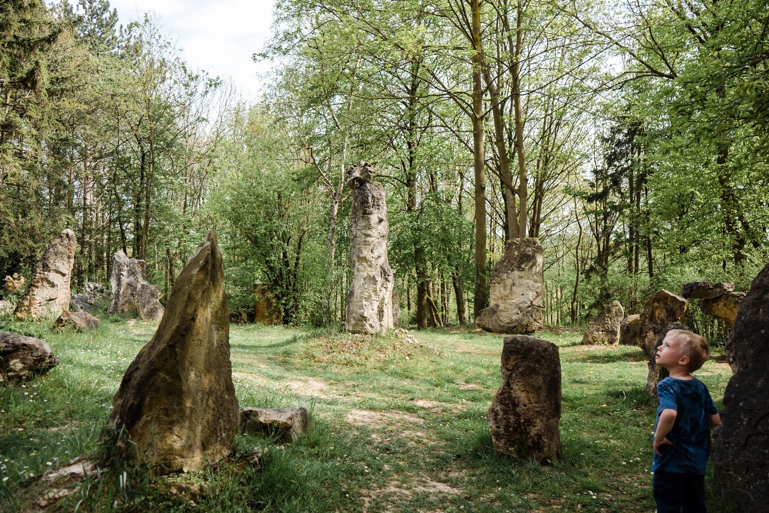 tour d'eben ezer vallée du geer insolite randonnée Belgique Province Liège