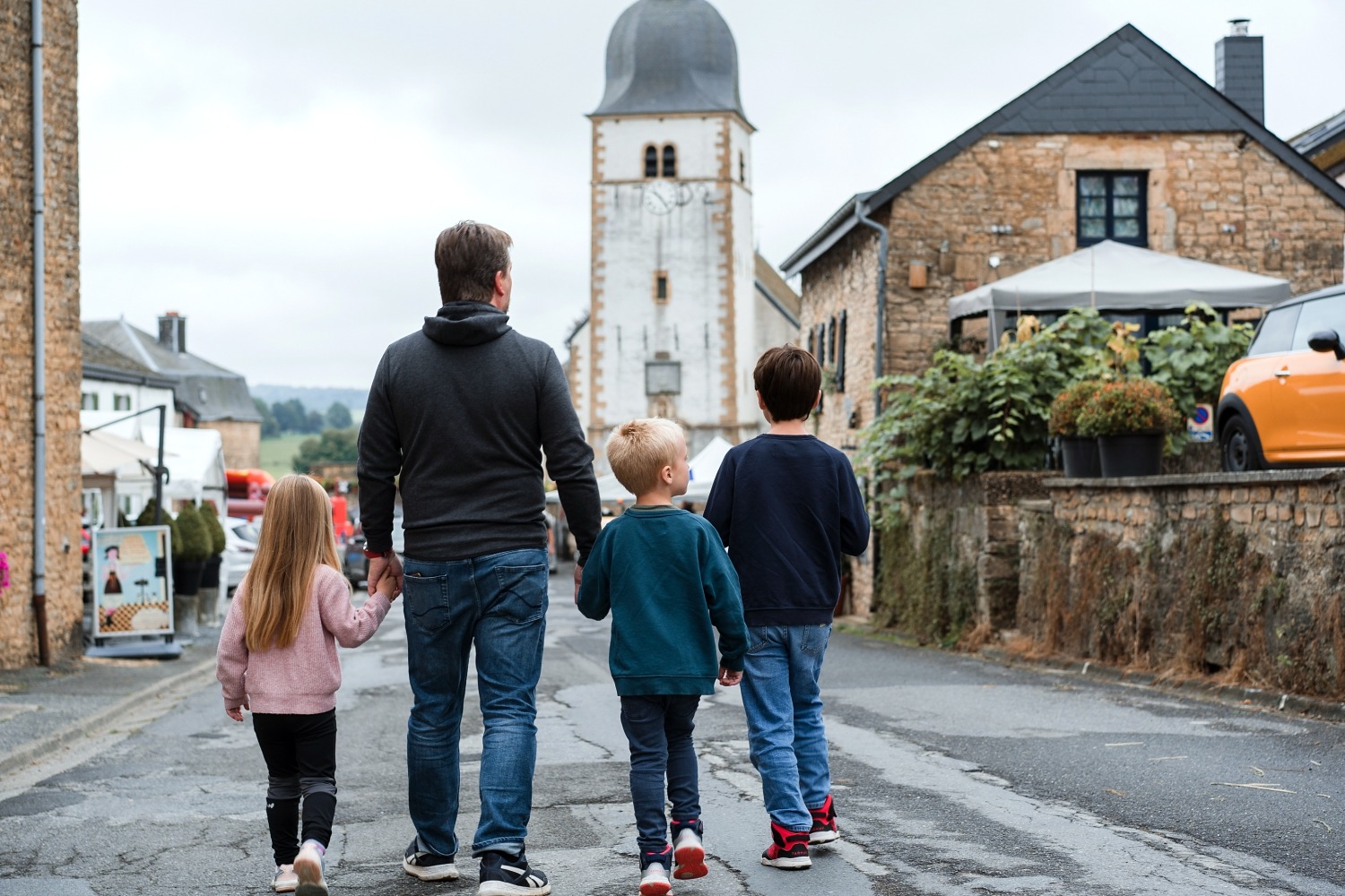 Chassepierre village wallonie Gaume Florenville Province Luxembourg trou des fées 