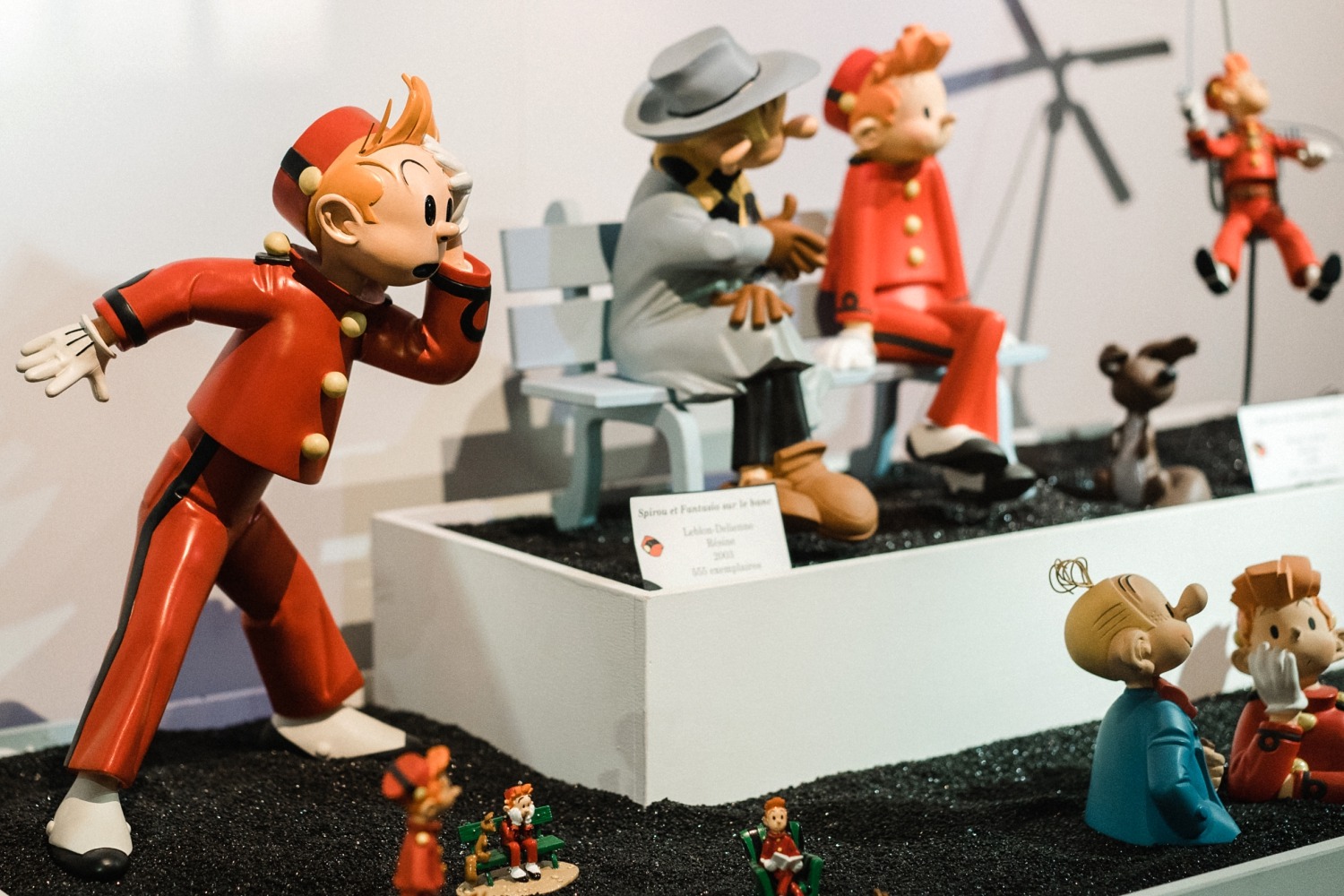 MOOF museum brussels Bruxelles BD tintin spirou schtroumpf Belgique 