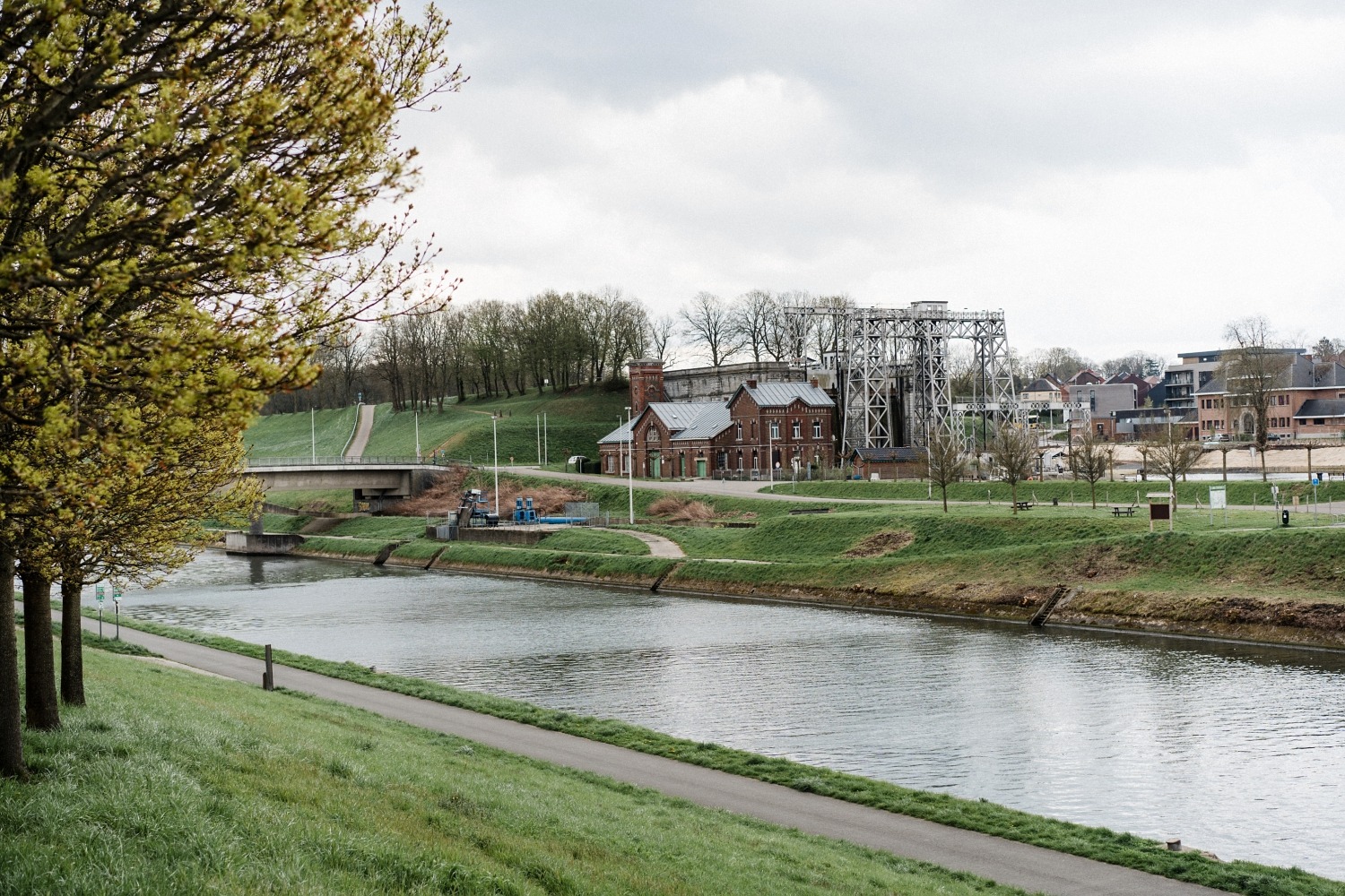 Ascenseur à bateaux de Strépy-Thieu Canal du centre Belgique Wallonie La louvière 