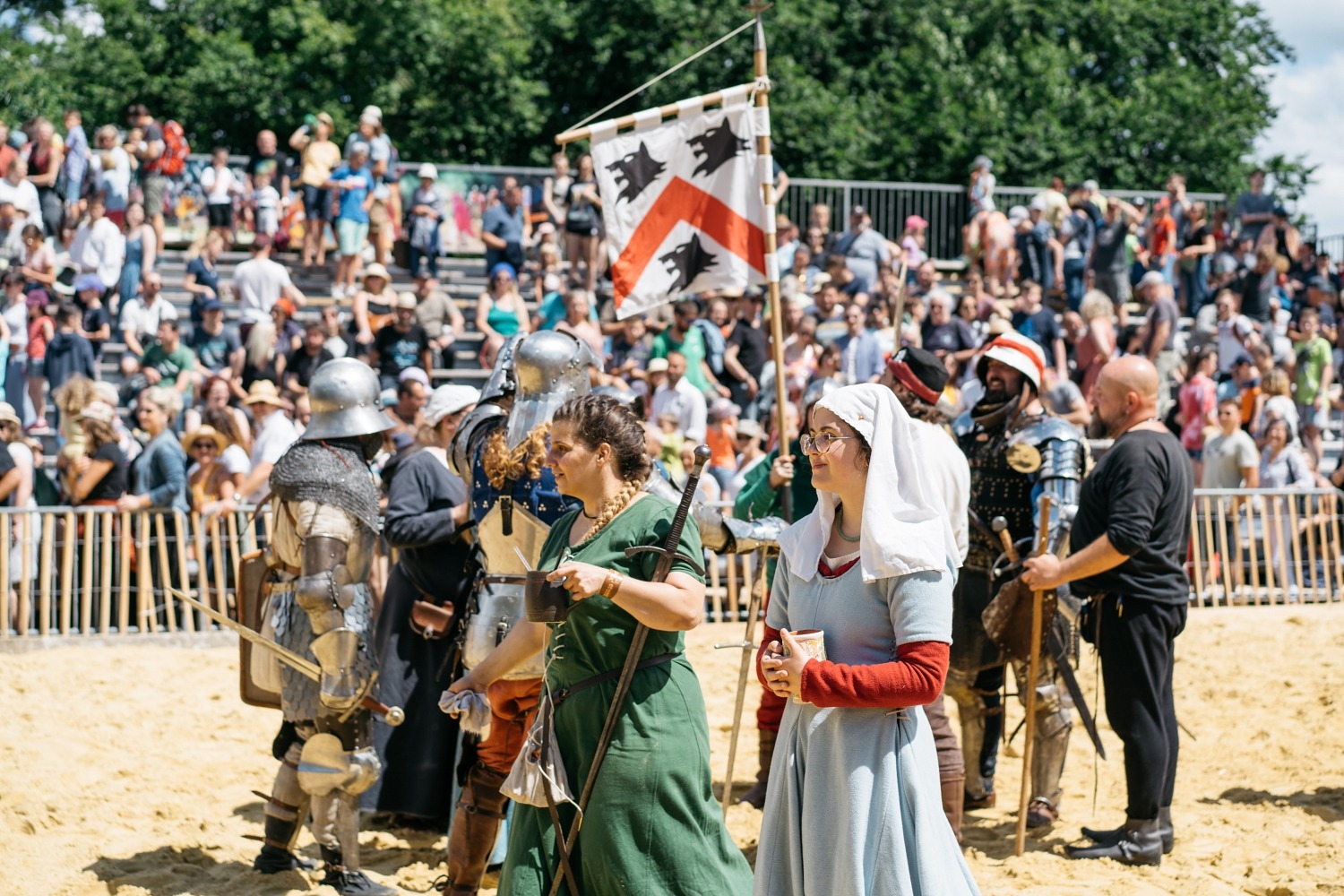 les Médiévales citadelle de namur Belgique foire médiévale moyen âge reconstitution 