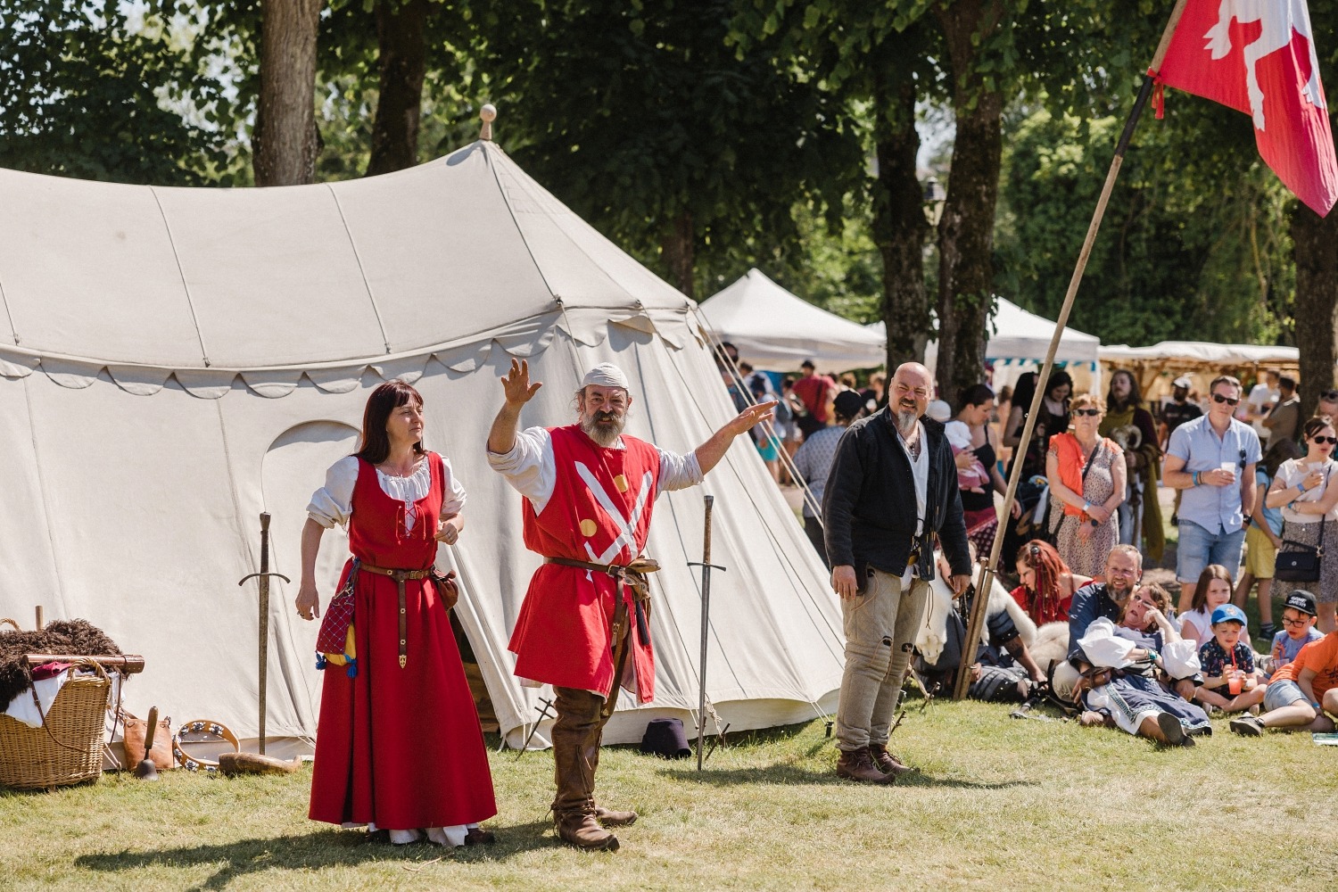 Dragonia festival médiéval fantastique Belgique Wallonie féérique dragon spectacle Ham-sur-Heure château évènement en famille