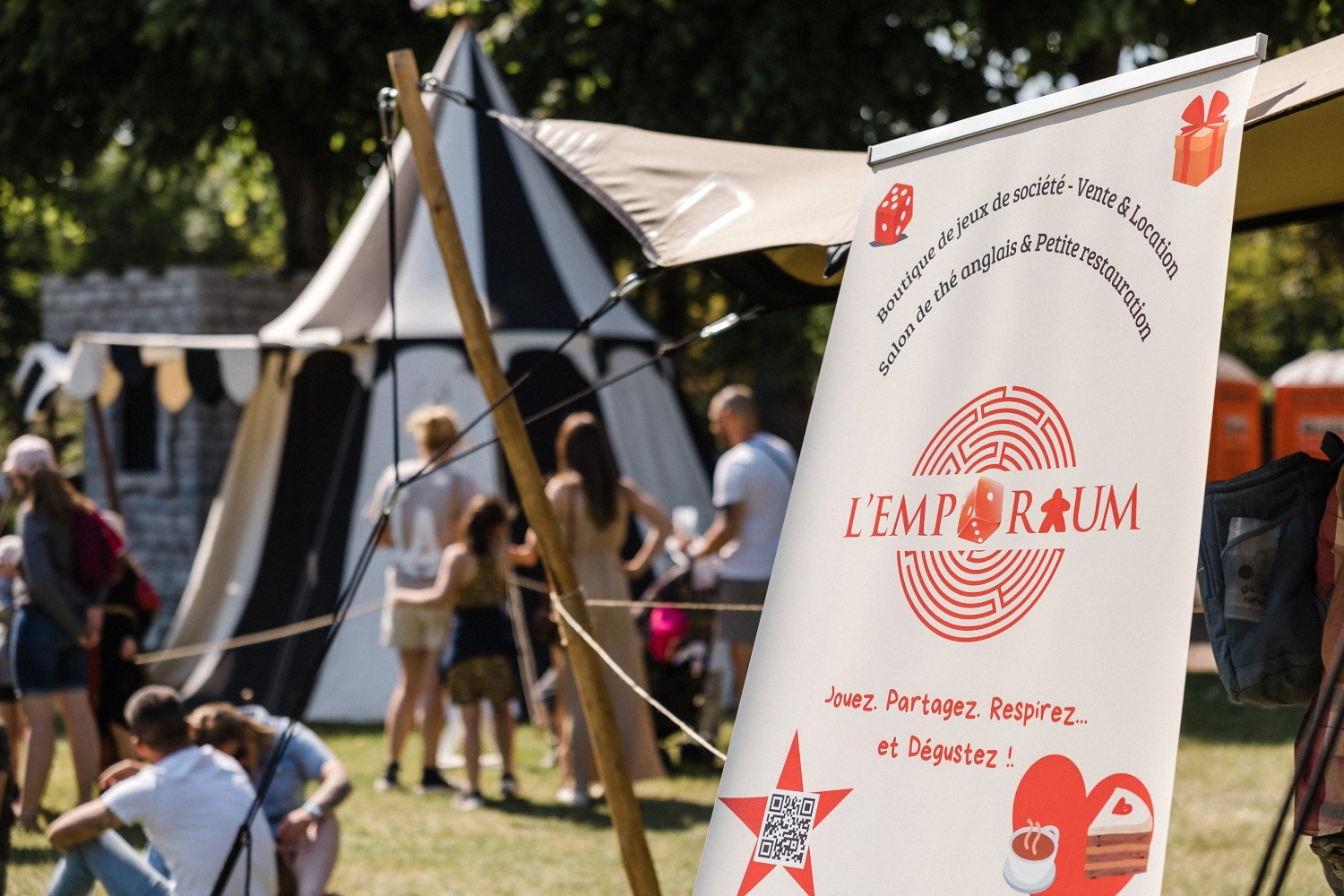 Dragonia festival médiéval fantastique Belgique Wallonie féérique dragon spectacle Ham-sur-Heure château évènement en famille