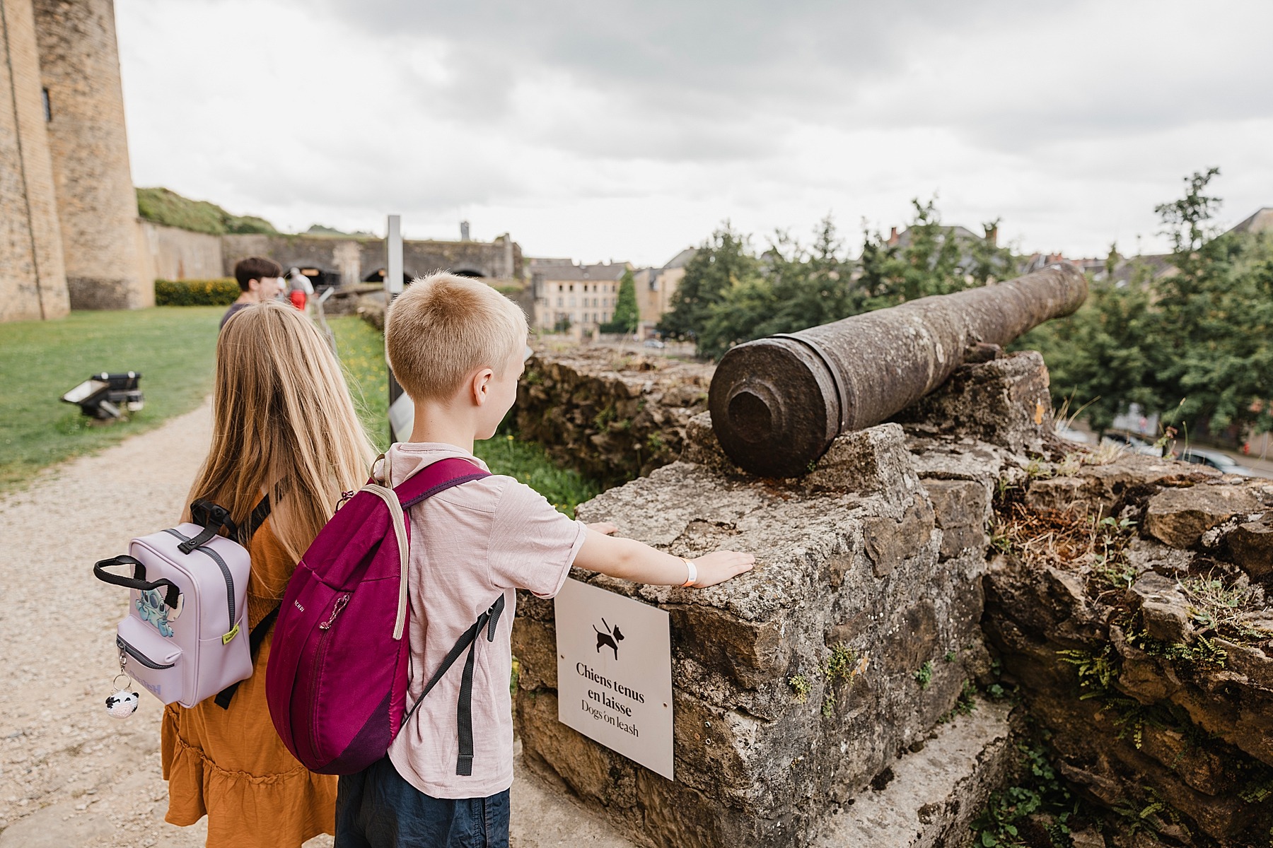 Chateau fort Sedan France médiéval famille enfant spectacle