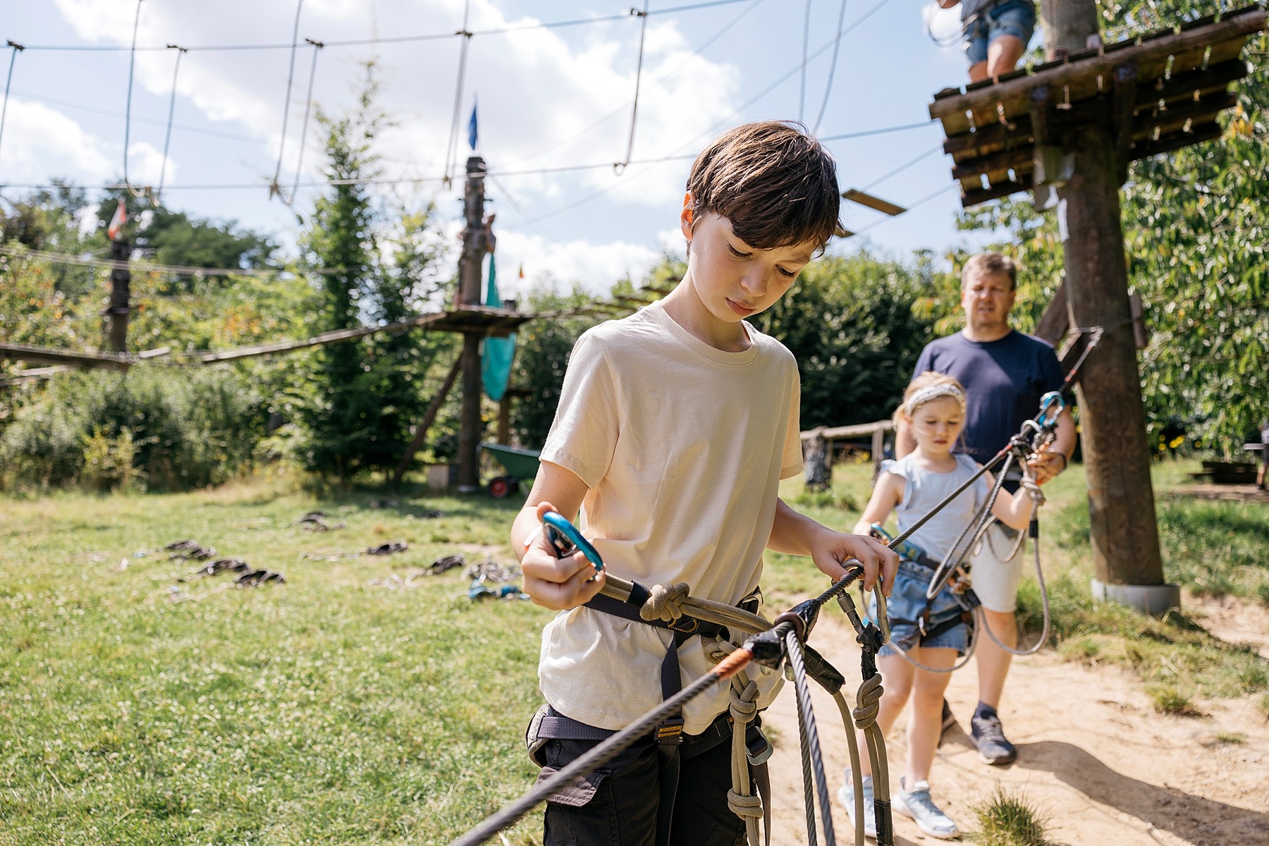 Sortilège betovering bruxelles accrobranche forêt aventure famille nature médiéval jeu de piste belgique 