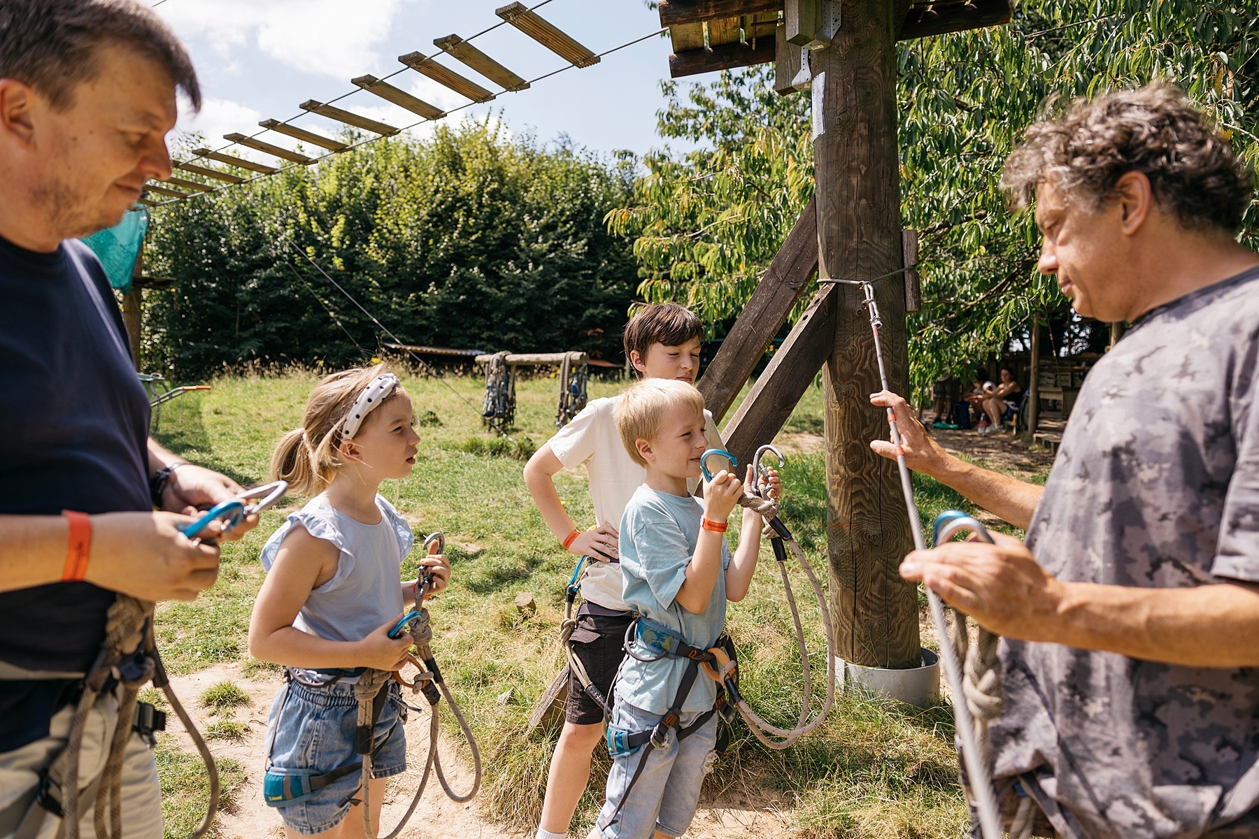 Sortilège betovering bruxelles accrobranche forêt aventure famille nature médiéval jeu de piste belgique 