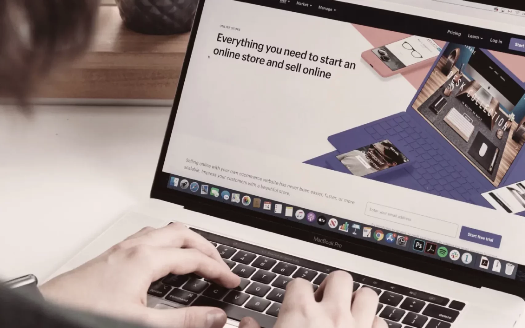 Laptop mit dem Satz 'Everything you need to start an online store and sell online', passend zum Thema Fulfillment-Optimierung in Shopify