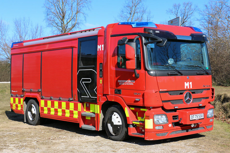 Frederiksborg Brand & Redning M1, Rosenbauer AT3 sprøjte i Frederikssund. Foto: Henning Svensson