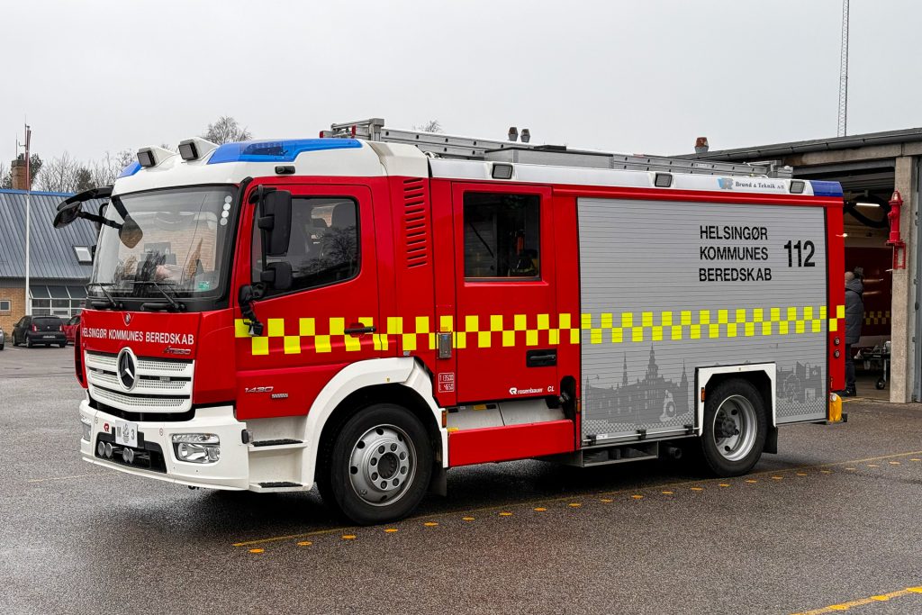 M3, kronborgsprøjte på Mercedes-Benz Atego 1430 med Rosenbauer CL opbygning, leveret af RK Brand & Teknik. Foto: Henning Svensson