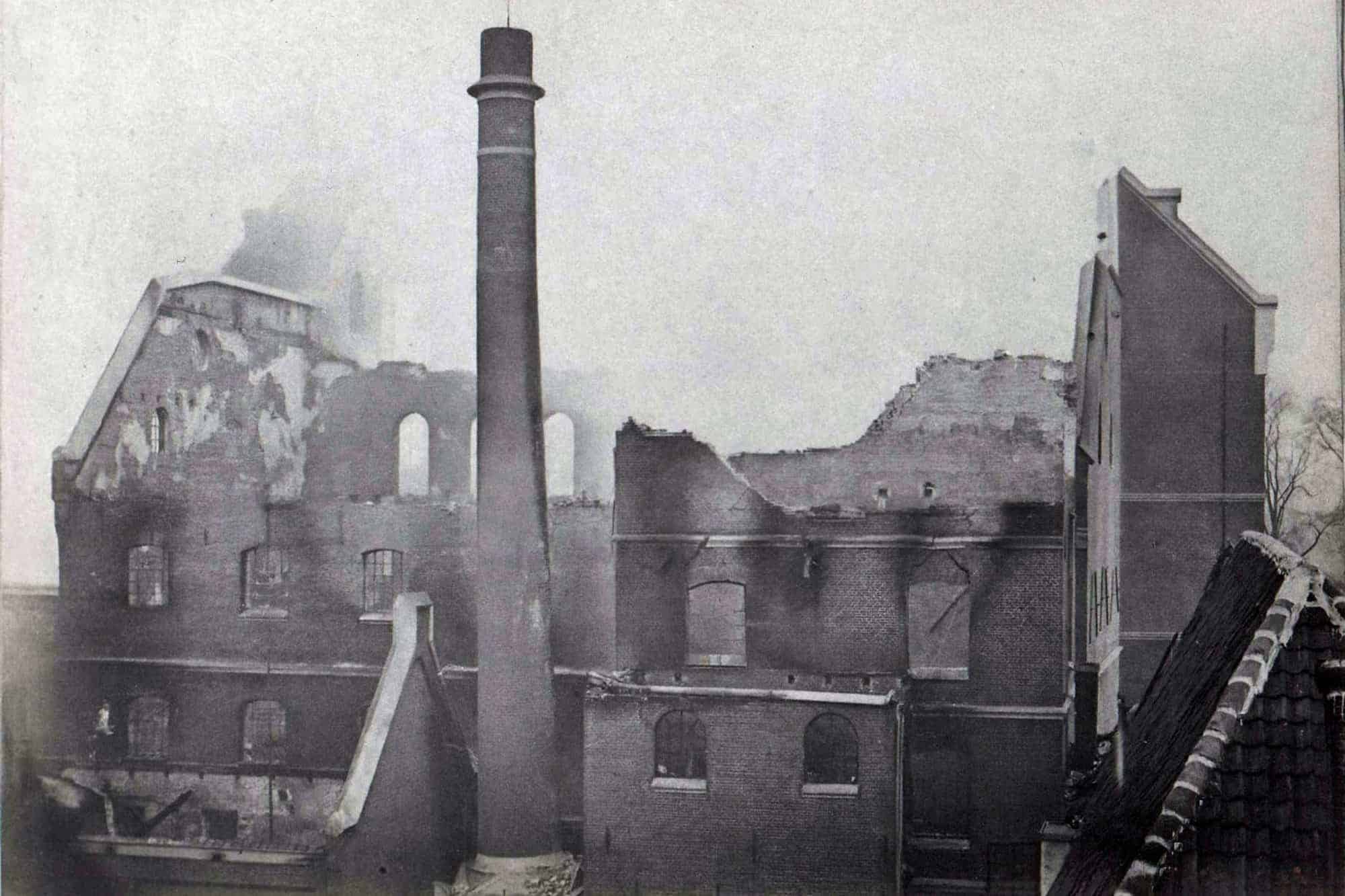 Brand Stoommeelfabriek De Vos