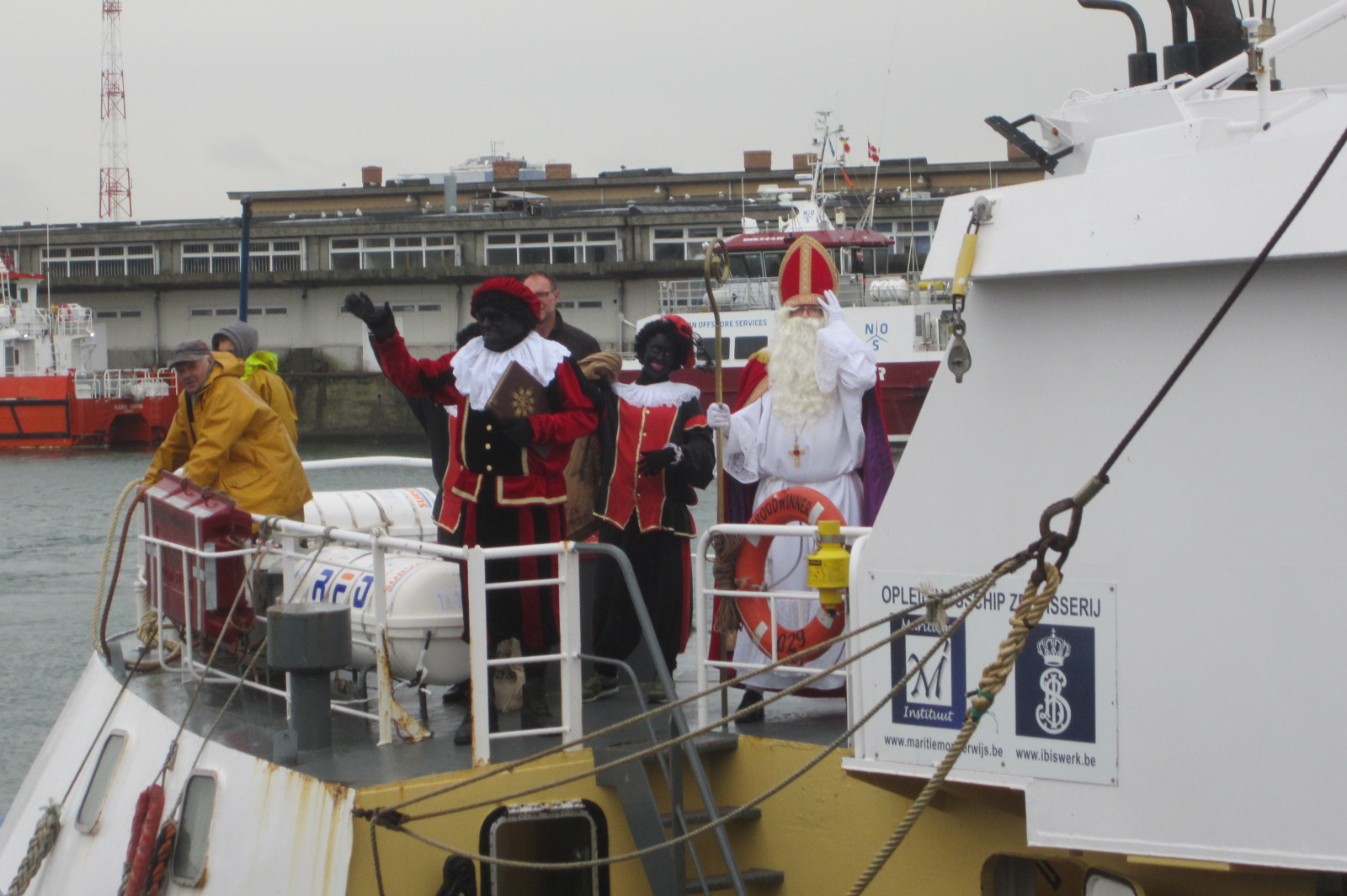 De Sint op bezoek in de Vuurtorenwijk