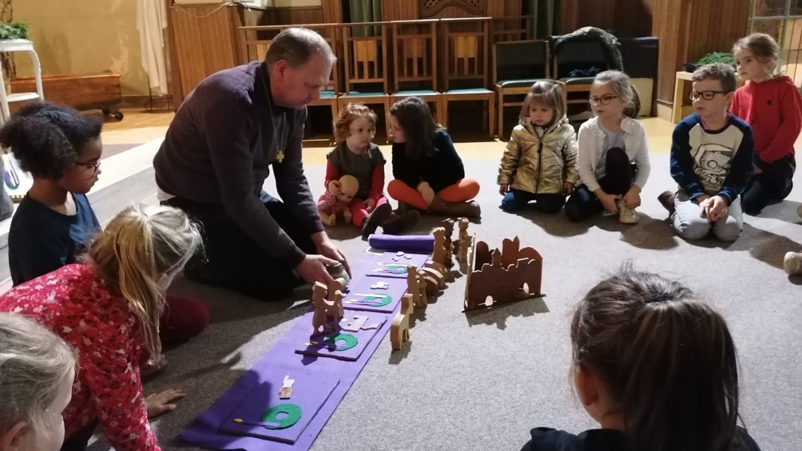 Kindernevendiensten in St.-Jozefskerk