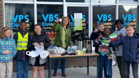 Koffiestop t.v.v. Broederlijk Delen in VBS Duinen