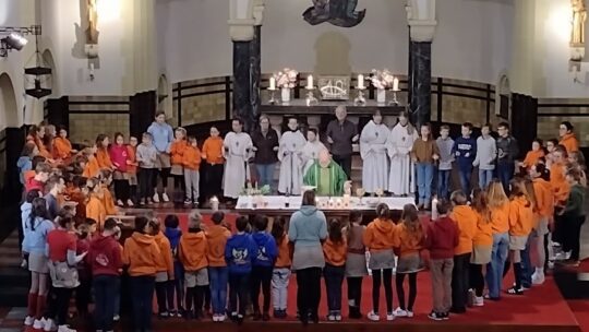 Chiro Nelle begint Nieuwjaarsfeest met viering in de St.-Antoniuskerk