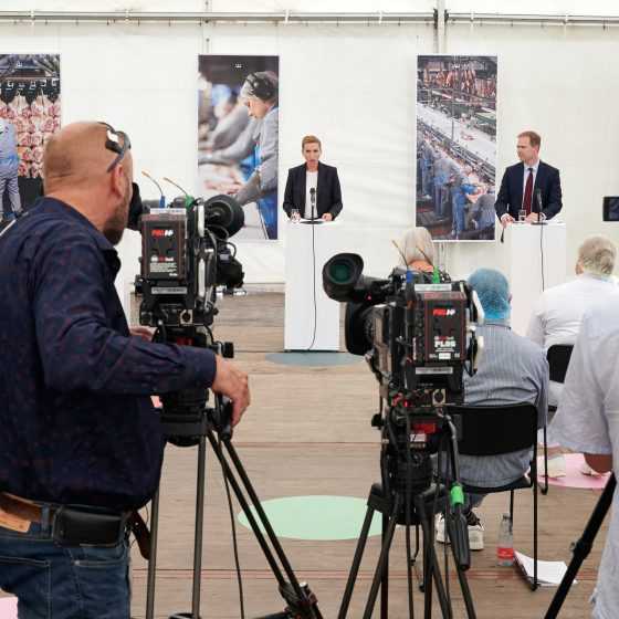 Statsminister Mette Frederiksen, finansminister Nicolai Wammen, skatteminister Morten Bødskov og beskæftigelsesminister Peter Hummelgaard under en pressekonference i Horsens.