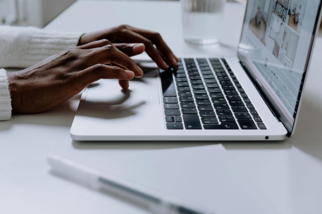 We help businesses to identify, achieve, and sustain their goals across all stages.